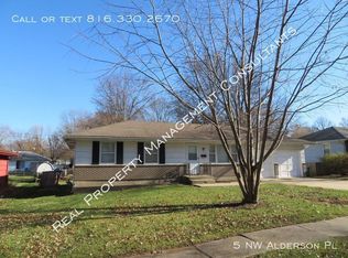 5 NW Alderson Pl, Lees Summit, MO 64063