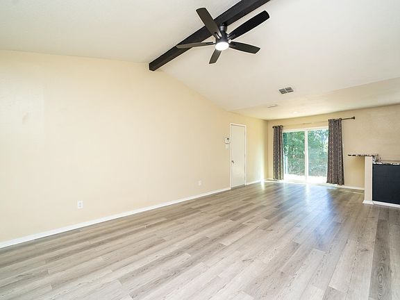 4th image of 6103 Payne Rd