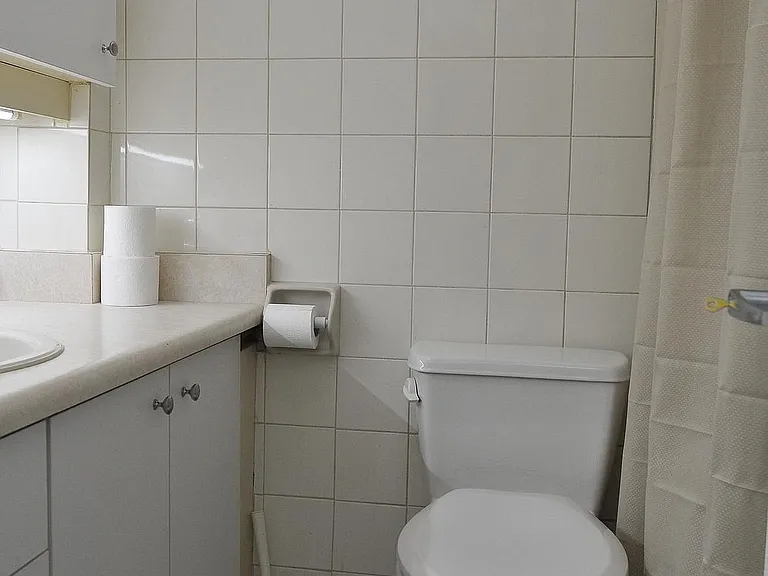 1013 Pape Ave #B — Photo 15