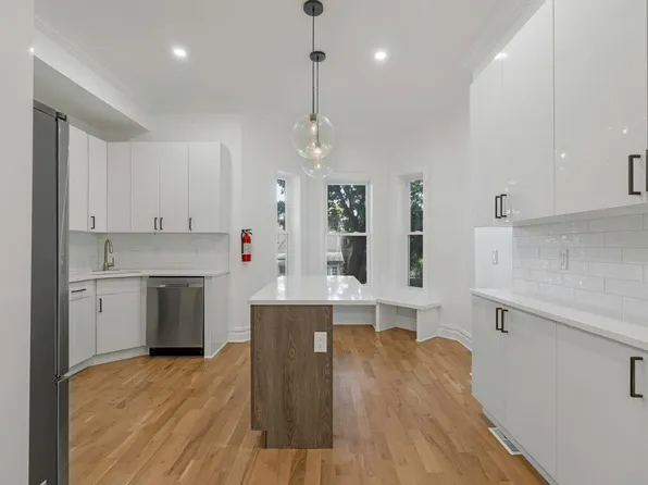 52 Brinkerhoff Street image 24 of 39