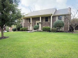 8191 Squirrel Hollow Rdg, West Chester, OH 45069