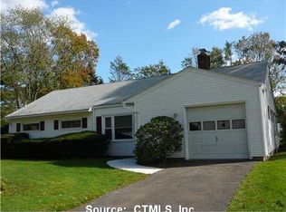 21 Milford Rd, Manchester, CT 06042