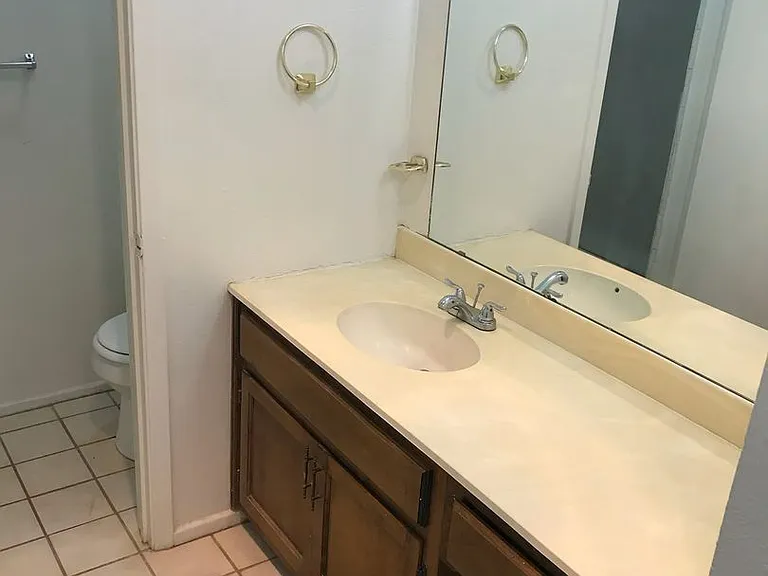 4003 N Grimes St — Photo 4