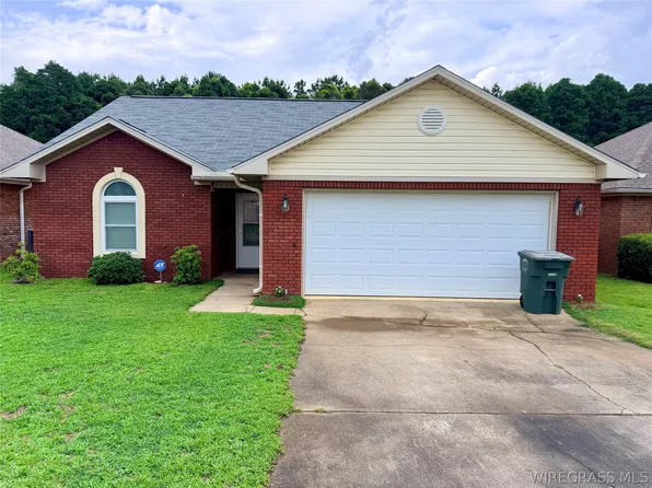268 Windsor Garden Dr, Enterprise, AL 36330
