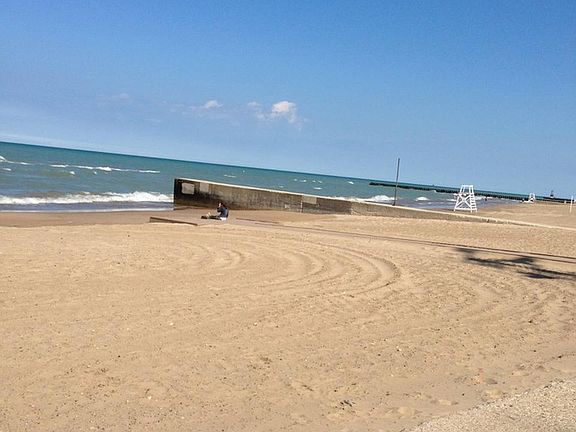 Rogers Park Beach