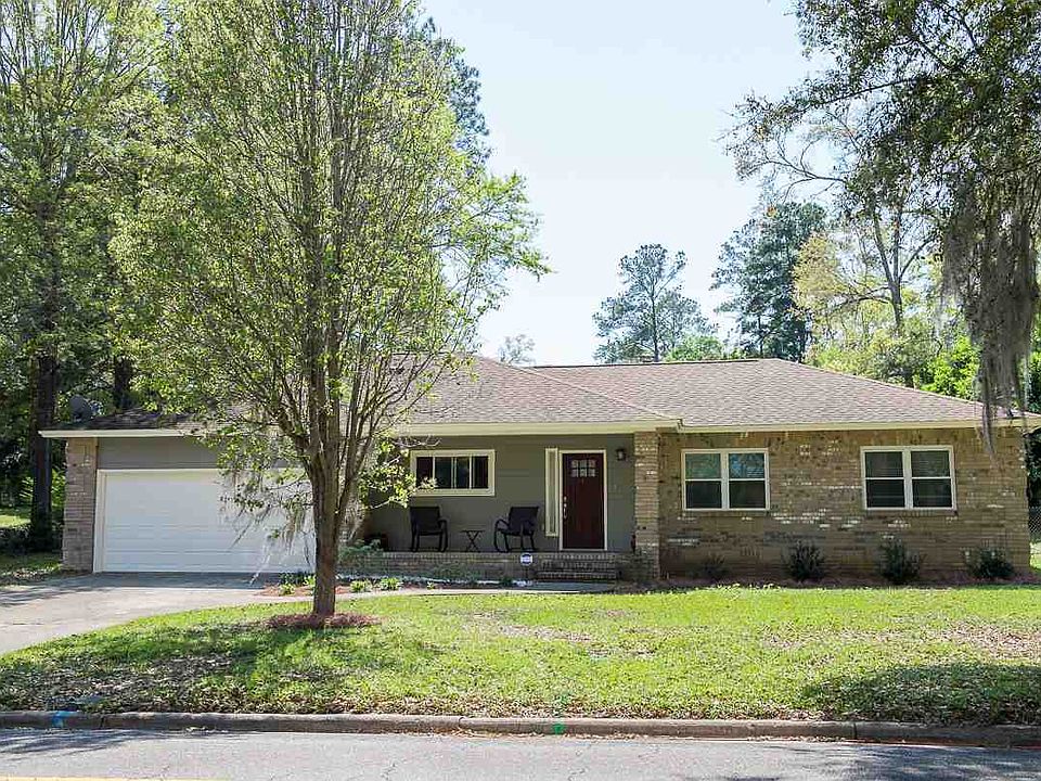 1st image of 1321 Woodgate Way