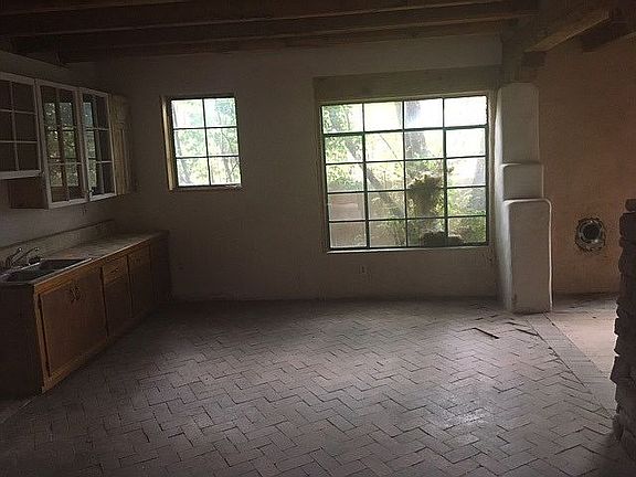 4th image of 510 Anglada Ln