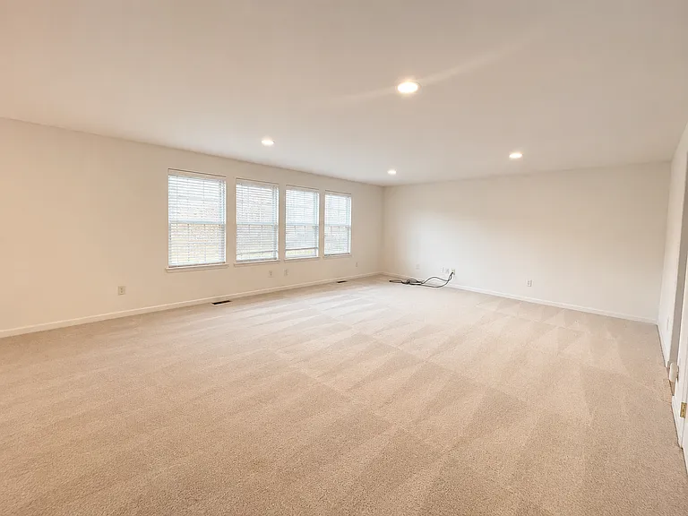 8196 S Norfolk St — Photo 6
