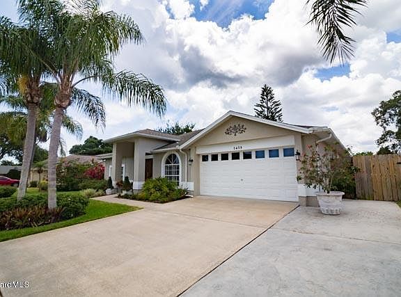 2nd image of 2475 Wild Wood Dr