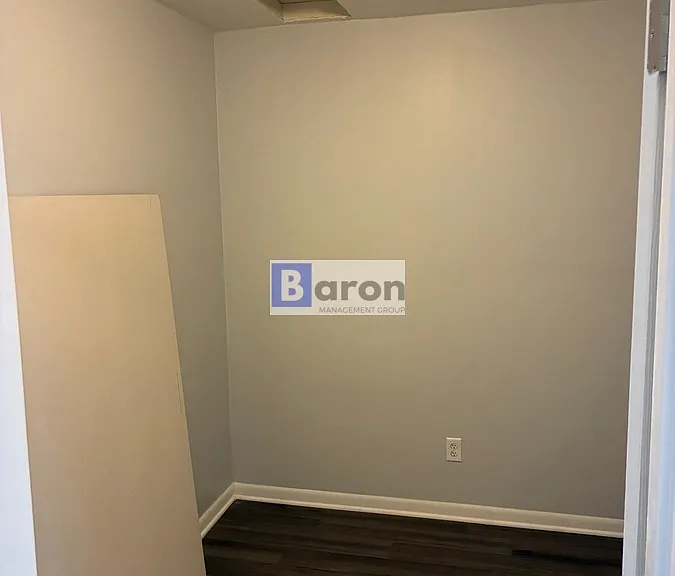 448 Park Dr — Photo 11