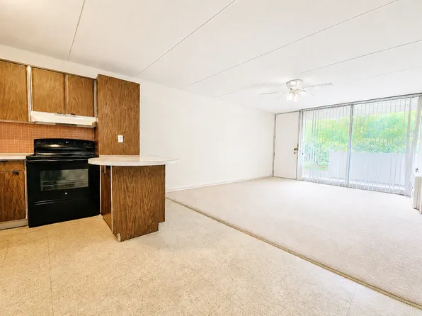 200 Swanton St APT T28, Winchester, MA 01890