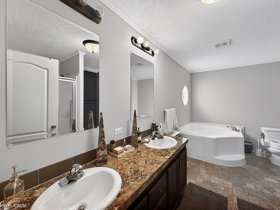 50214 Ambleside Ct, photo 14