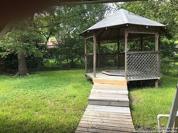 3rd image of 507 Faith Dr