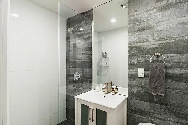 Rented by Verus Real Estate | media 20