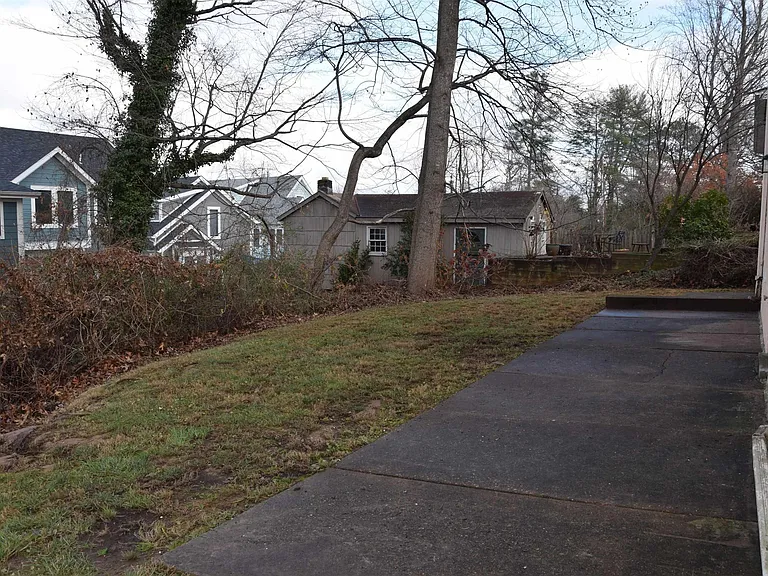 107 Harris Rd #A — Photo 4