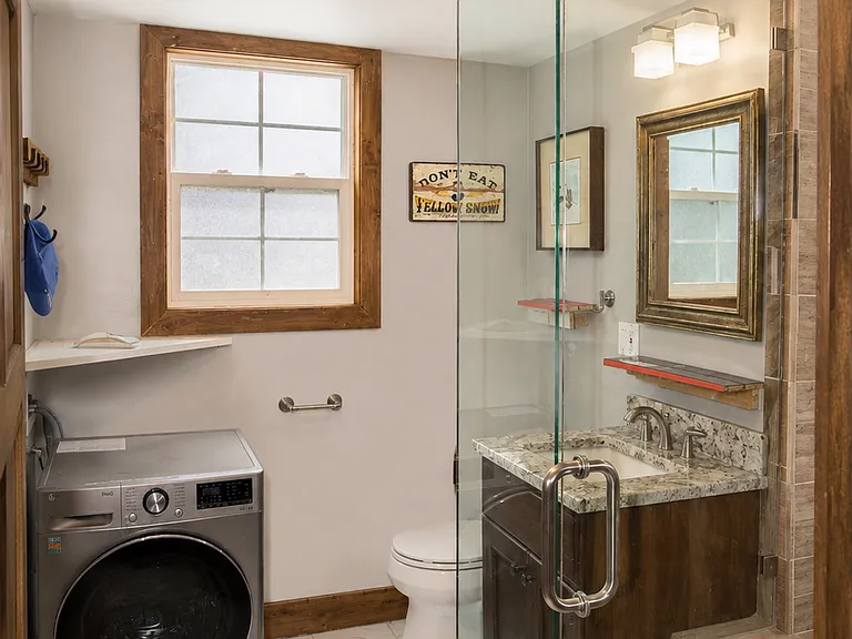 1150 Empire Ave #51 — Photo 6