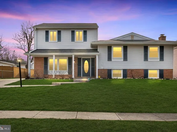 1602 E Jefferson Ct, Sterling, VA 20164