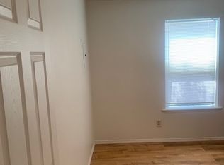 927 Aztec Rd NW #3, Albuquerque, NM 87107