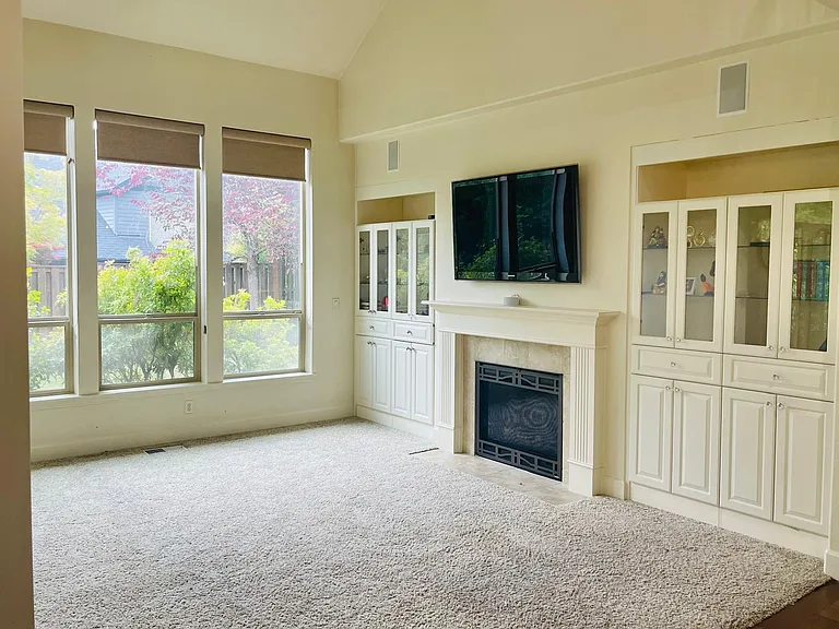 6503 NW 165th Ave — Photo 4