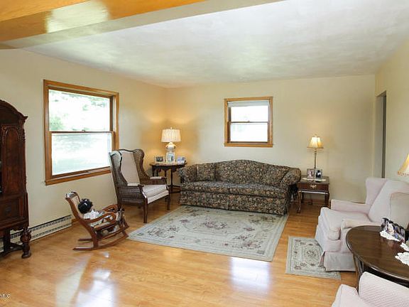 15036689_3