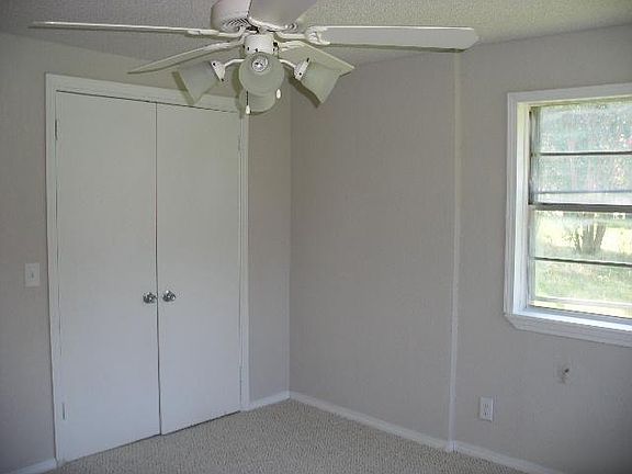 4th image of 1125 N Gardner I Trade