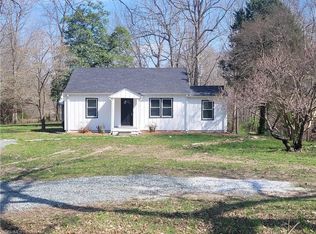 1005 Stokesburg Rd, Walnut Cove, NC 27052