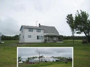 1665 Cross Rd, Newport Ctr, VT 05857