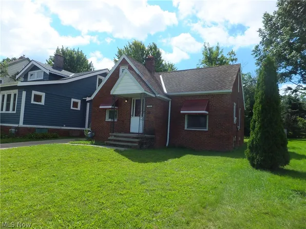 5903 Bradley Ave, Parma, OH 44129