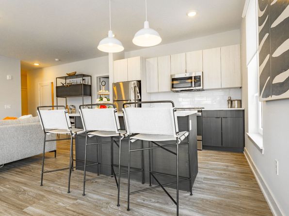 306 Canfield Ave #A540