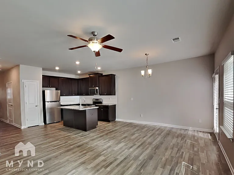 4952 Lower Elm St #18 — Photo 6