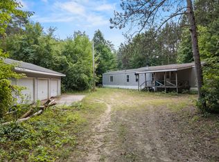 19031 W Edgar Rd, Howard City, MI 49329