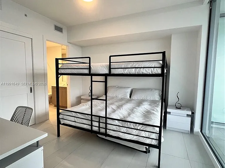 153 N Seabreeze Blvd #1703 — Photo 14