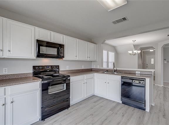 2nd image of 115 Camellia Dr