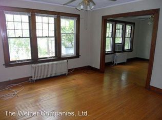 306 W Columbia Ave APT 04, Champaign, IL