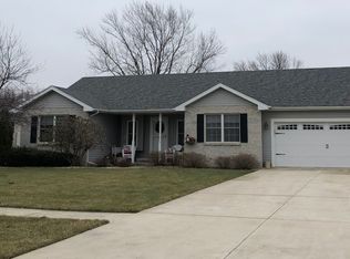 370 Highpoint Cir S, Bourbonnais, IL 60914