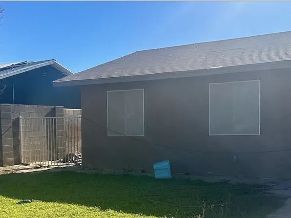 720 N Gladiola Dr, San Luis, AZ 85336