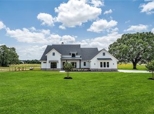 5811 Rain Meadow Dr, College Station, TX 77845