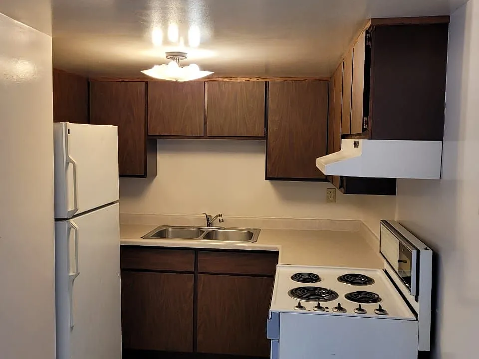 419 Franklin St #206