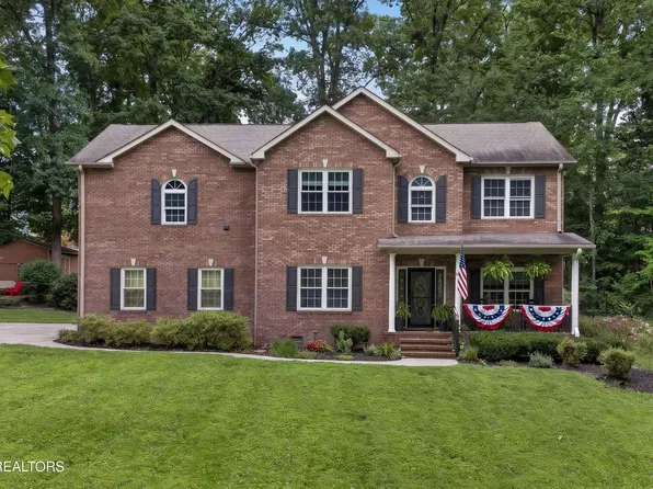 8016 Walker Rd, Knoxville, TN 37938