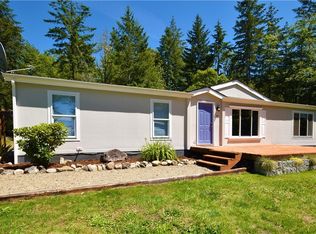 267 E Victor Rd, Belfair, WA 98528