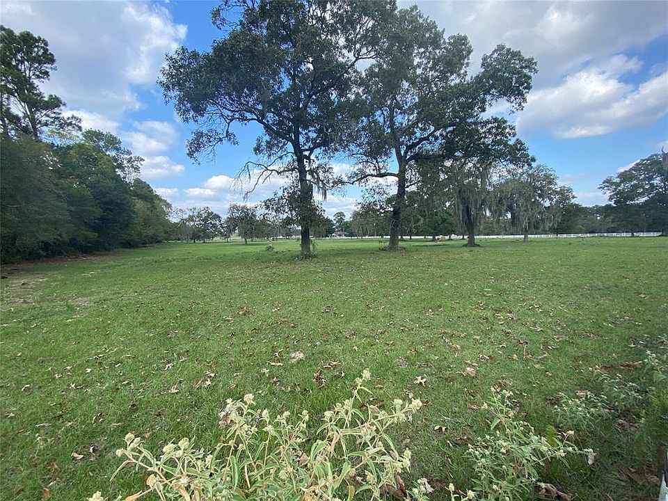 1st image of 24744 Lakeside Dr