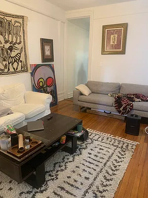 Rented by M.Grossman R.E. Management | media 16