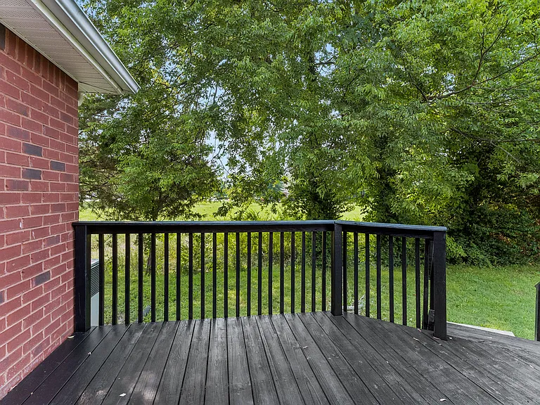 131 Savannah Ridge Dr — Photo 43
