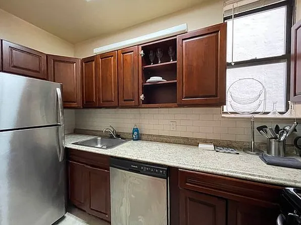 1445 Bedford Ave APT 3C, Brooklyn, NY 11216