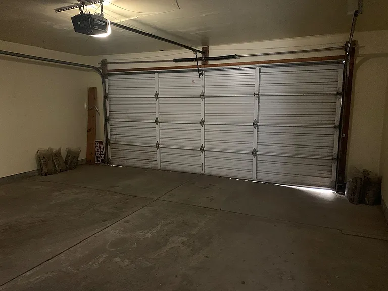 953 W Cortez Ln — Photo 7