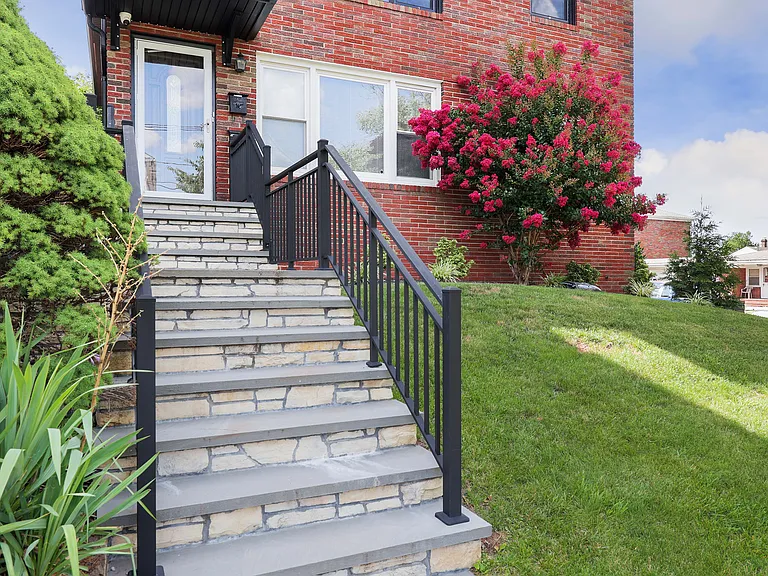 400 Knopf St #2 — Photo 4