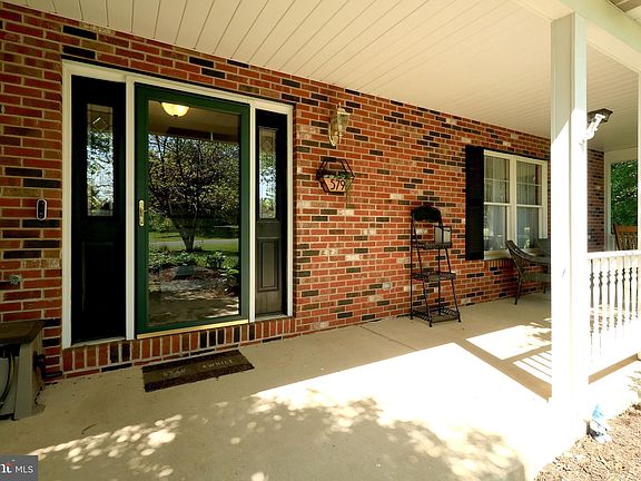 4th image of 579 Kristina Cir