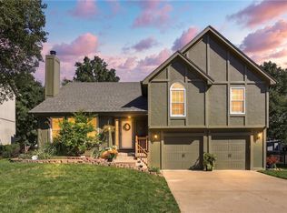 4825 Noreston St, Shawnee, KS 66226