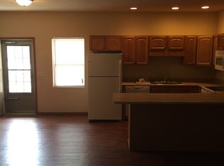 104 Pearl St APT 1, Thomasboro, IL 61878