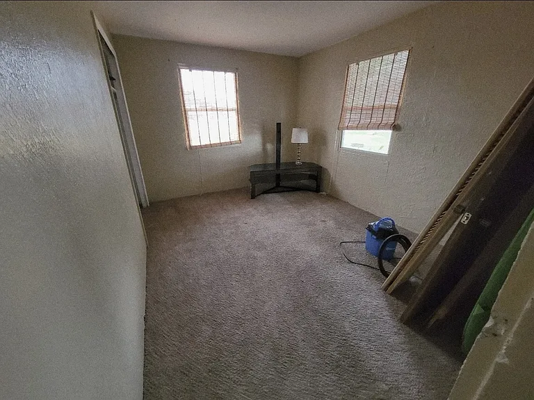 4330 Kohler St — Photo 5